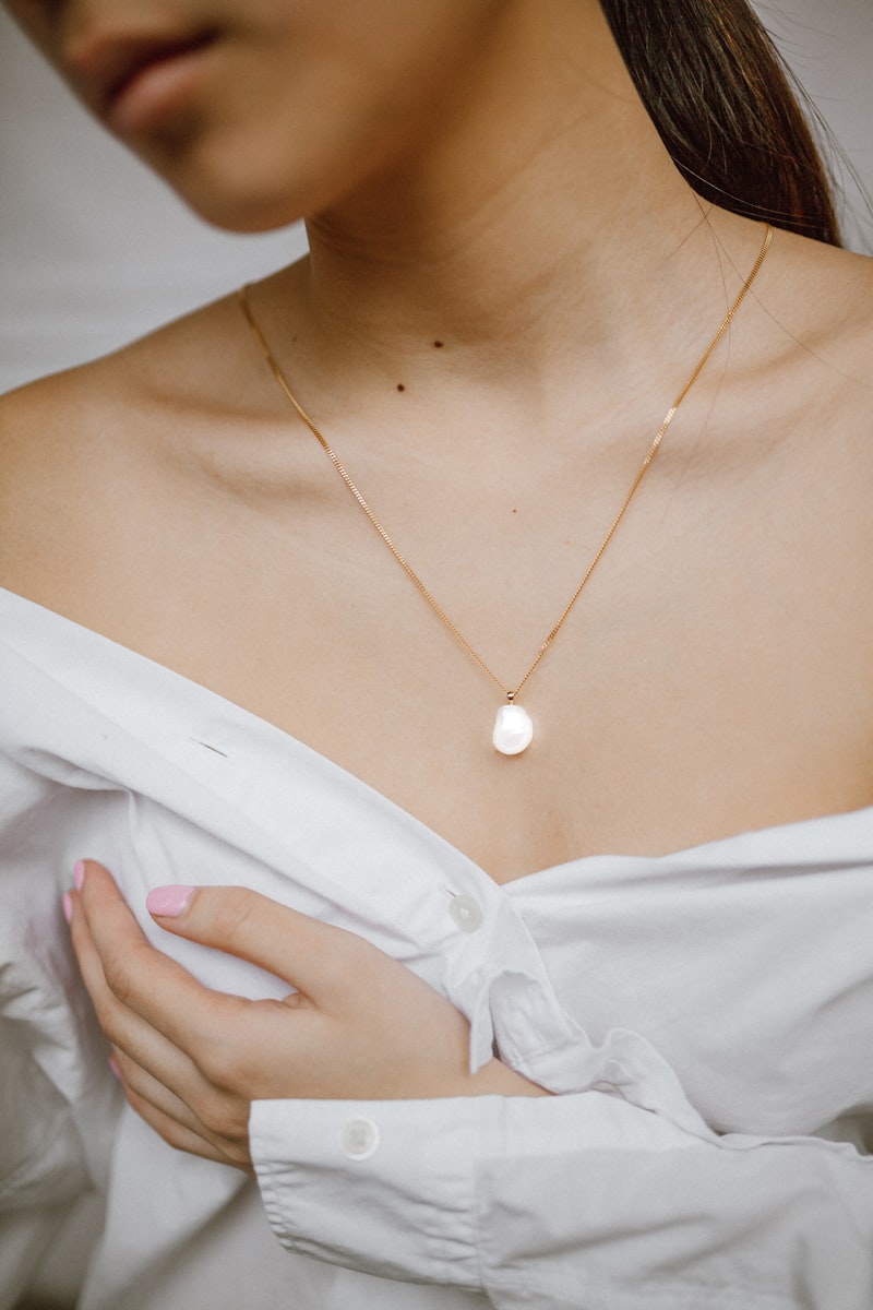 Gold Layered Chain Necklace Set – 3-Piece Dainty Jewelry Set for Women
